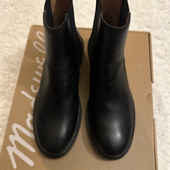 The Benning Chelsea Boot - Picture 3 of 8